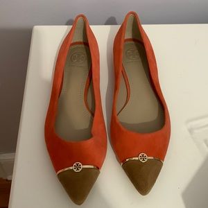 Tory Burch suede coral/brown/gold flats